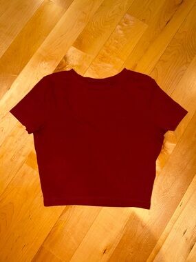 Wild Fable XS maroon cropped t-shirt